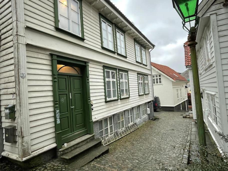 15 By Berti's Apartment *